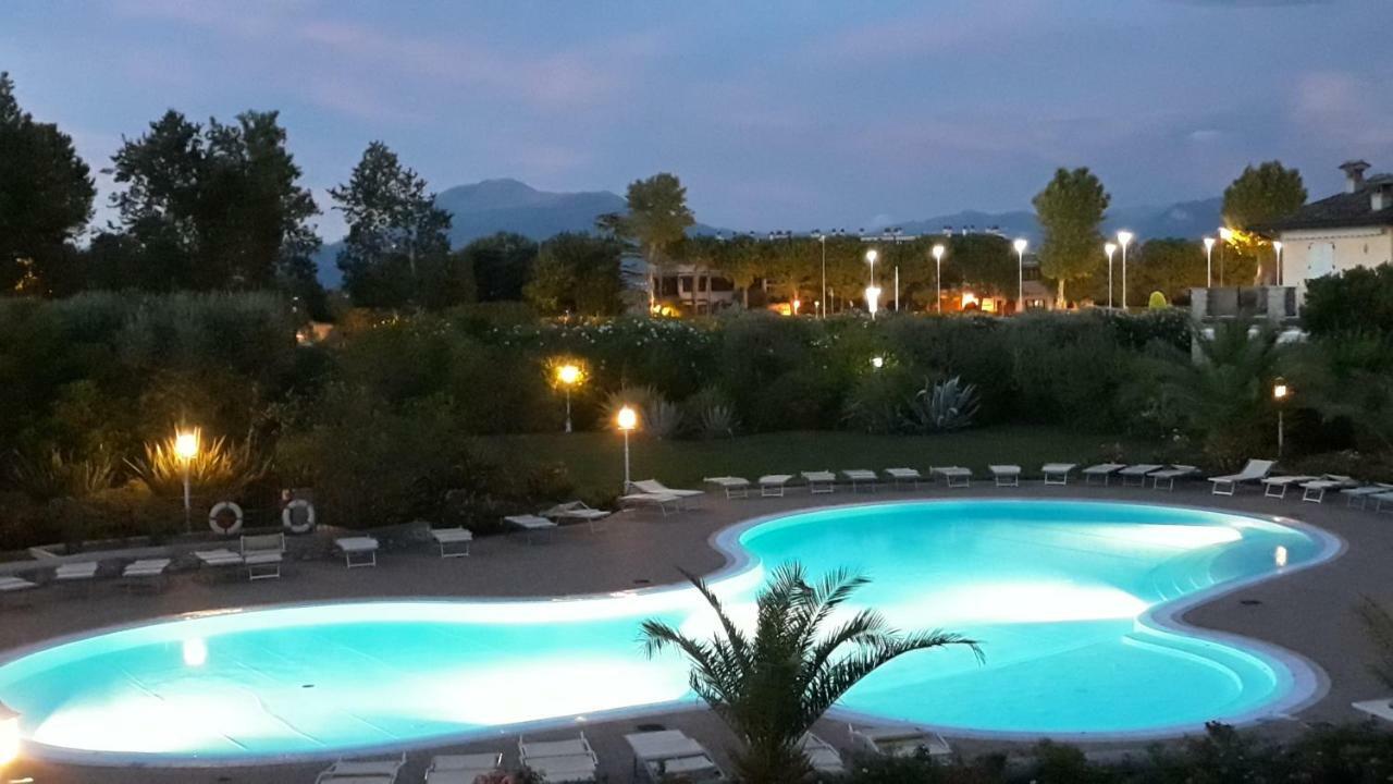 Appartamento Il Giardino di Laura - Sirmione Esterno foto