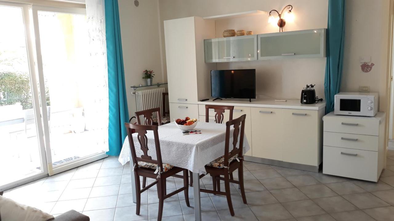 Appartamento Il Giardino di Laura - Sirmione Esterno foto